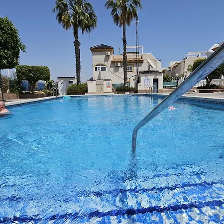 Villa Casa - *